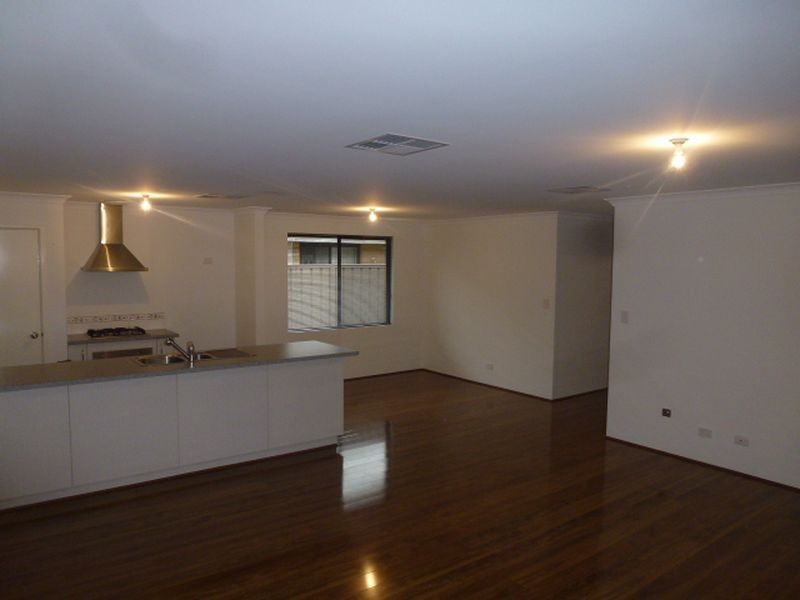 376 Warton Road, Southern River WA 6110