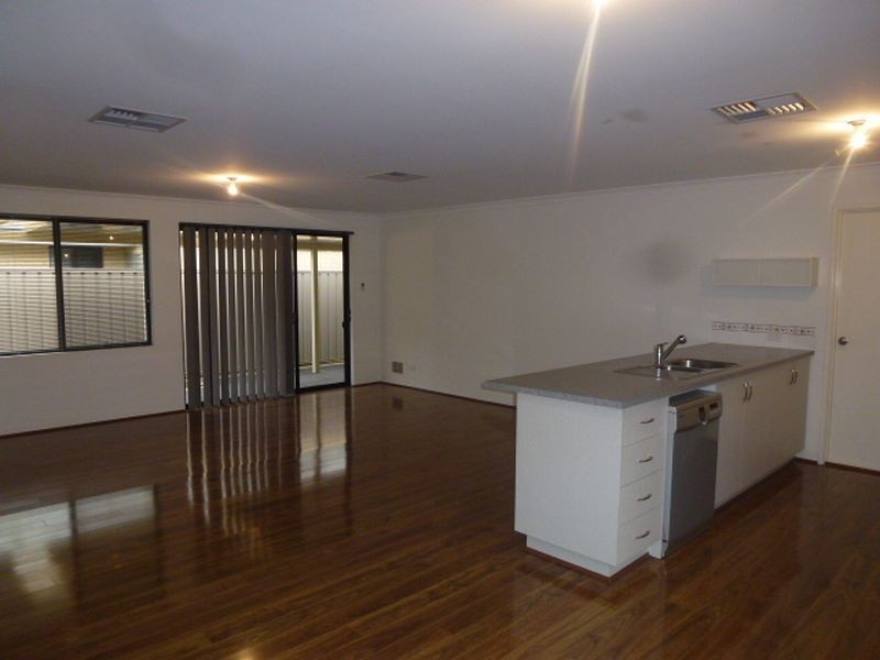 376 Warton Road, Southern River WA 6110