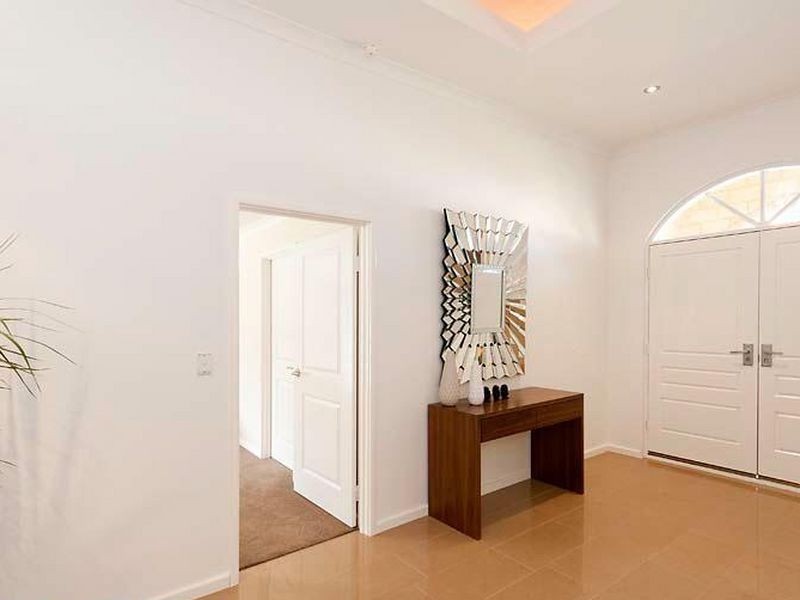 20 Woodrush Way, Canning Vale WA 6155