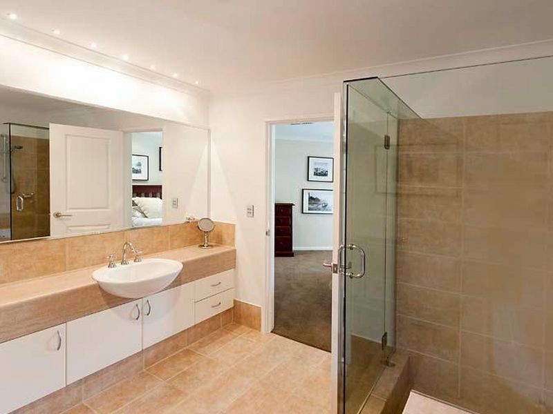 20 Woodrush Way, Canning Vale WA 6155
