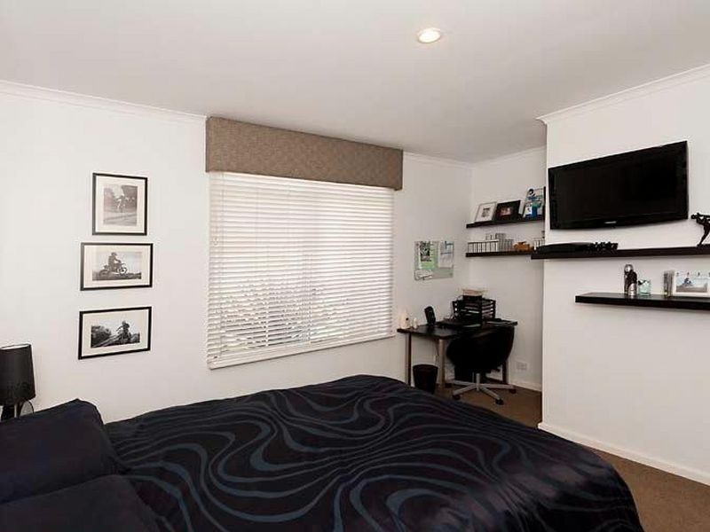 20 Woodrush Way, Canning Vale WA 6155