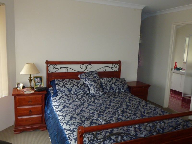 19 Vere Parkway, Canning Vale WA 6155