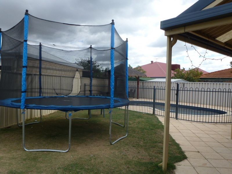 19 Vere Parkway, Canning Vale WA 6155