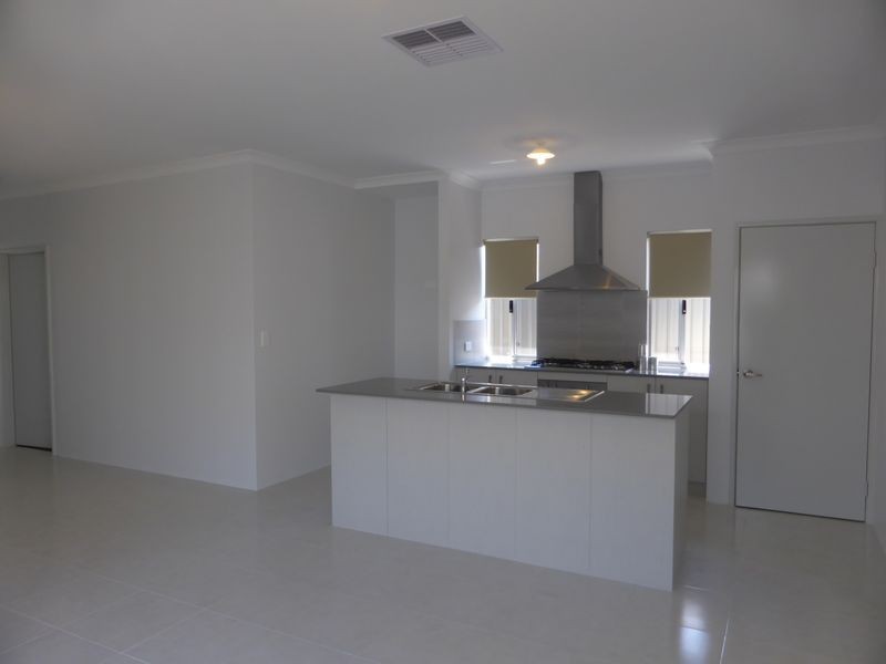 49 Gracefield Boulevard, Harrisdale WA 6112