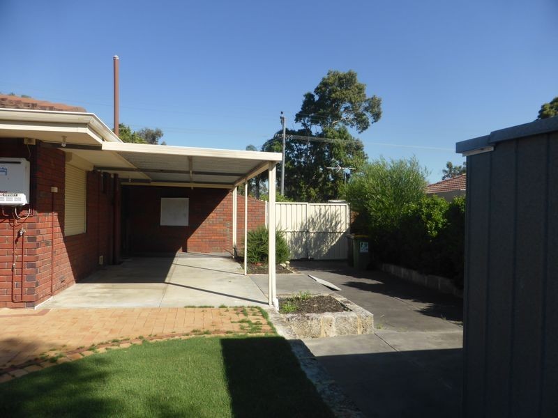 112 Gosnells Road West, Maddington WA 6109