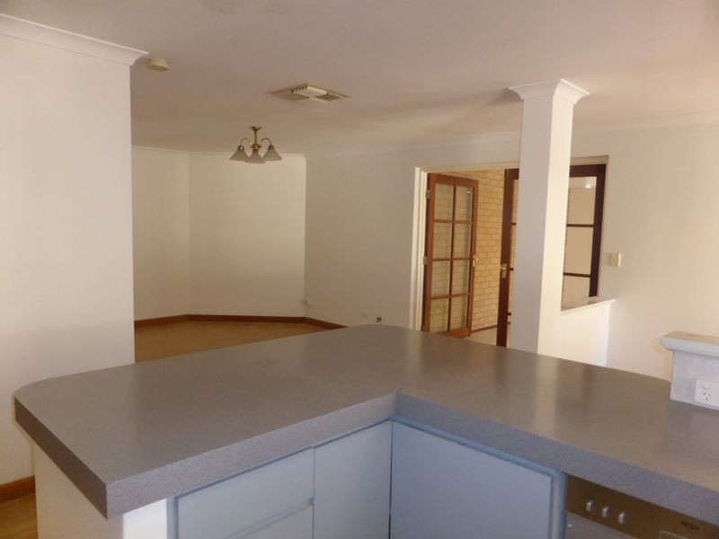 34 Bremner Circle, Canning Vale WA 6155