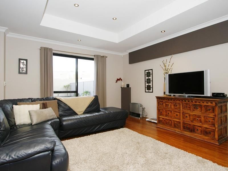 15 Treeline Parade, Southern River WA 6110