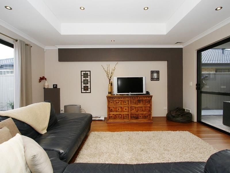 15 Treeline Parade, Southern River WA 6110
