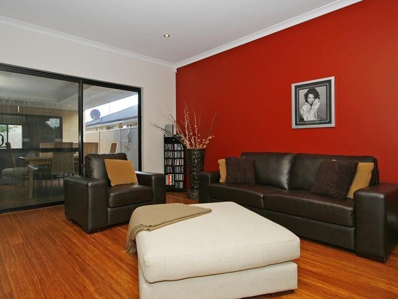 15 Treeline Parade, Southern River WA 6110