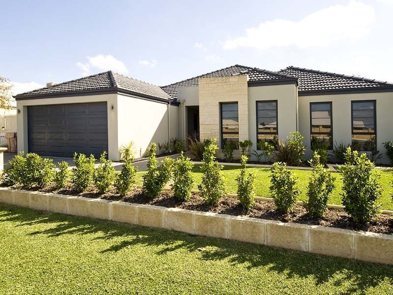 16 Bressingham Street, Canning Vale WA 6155