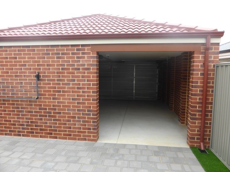 80 Yellowwood Avenue, Piara Waters WA 6112