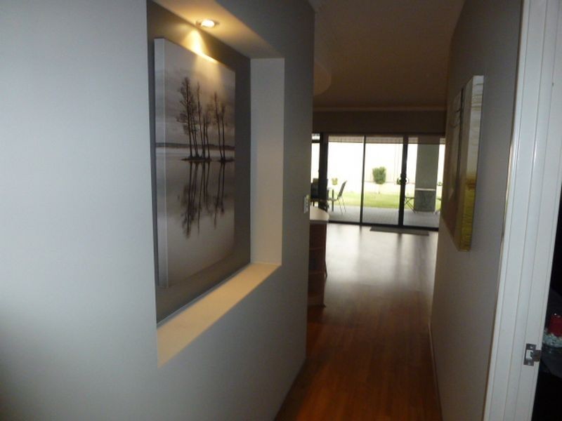 34 Copperback Circle, Huntingdale WA 6110