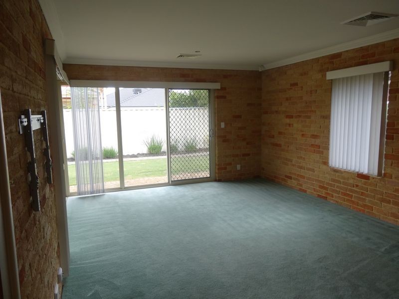 23 Woodrush Way, Canning Vale WA 6155