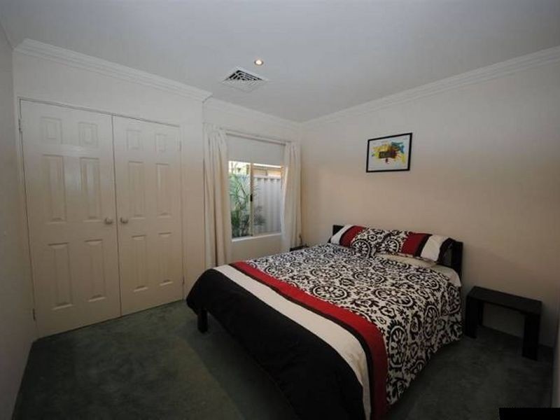 23 Woodrush Way, Canning Vale WA 6155