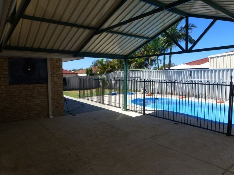 2 Irma Close, Huntingdale WA 6110