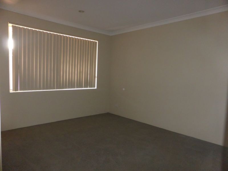 8 Strutt Parkway, Southern River WA 6110