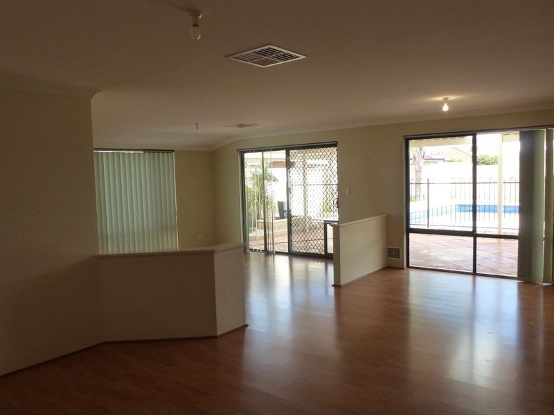 23 Vere Parkway, Canning Vale WA 6155