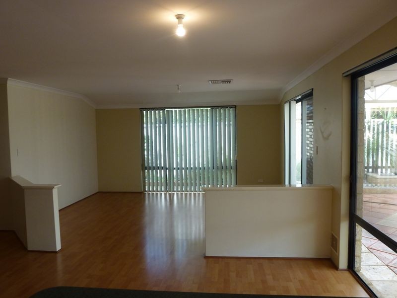 23 Vere Parkway, Canning Vale WA 6155