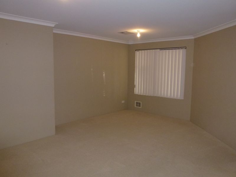 23 Vere Parkway, Canning Vale WA 6155