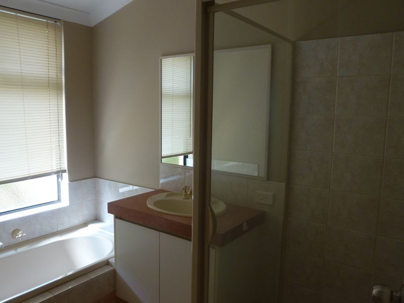 23 Vere Parkway, Canning Vale WA 6155