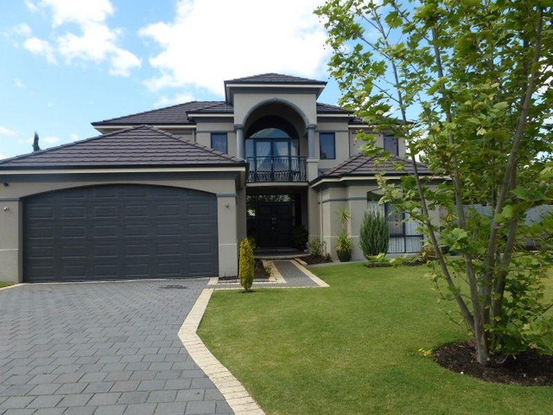 38 Lomandra Drive, Canning Vale WA 6155