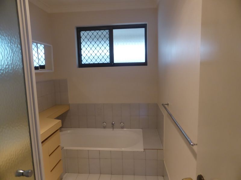 2/52 George Way, Cannington WA 6107