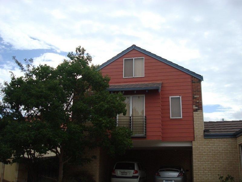 3/3 Waterway Crescent, Ascot WA 6104