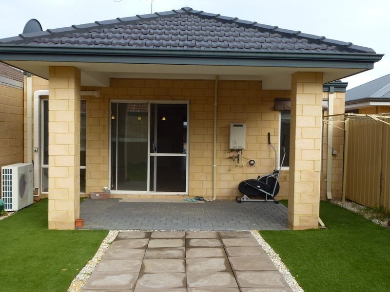 37 Fraser Road North, Canning Vale WA 6155