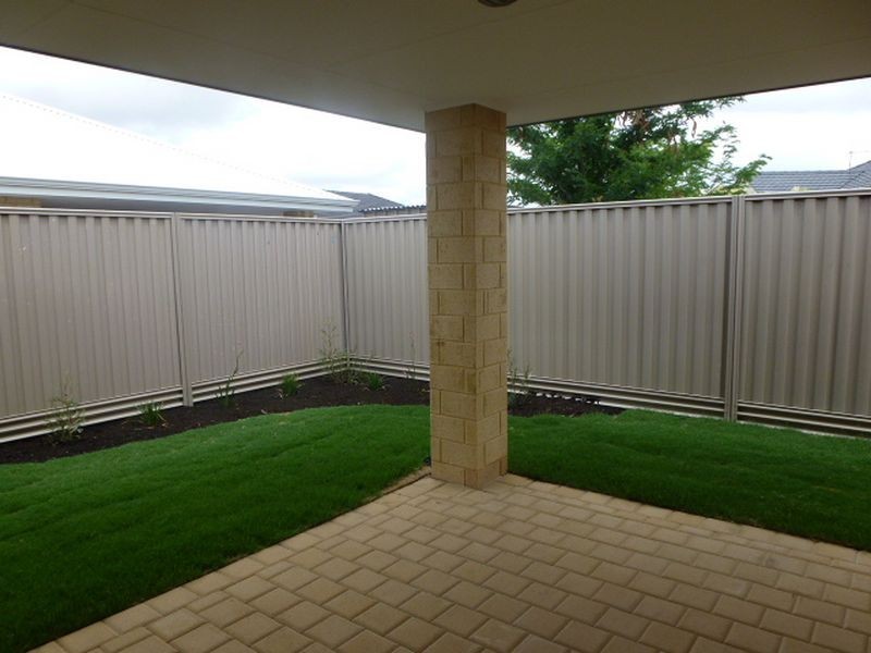 2A Northerly Drive, Harrisdale WA 6112