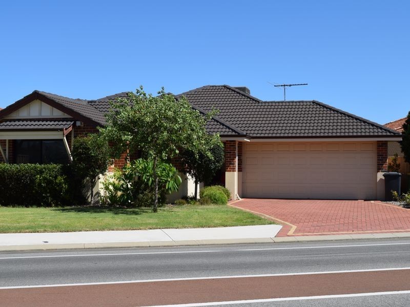 51 The Bridgeway, Canning Vale WA 6155