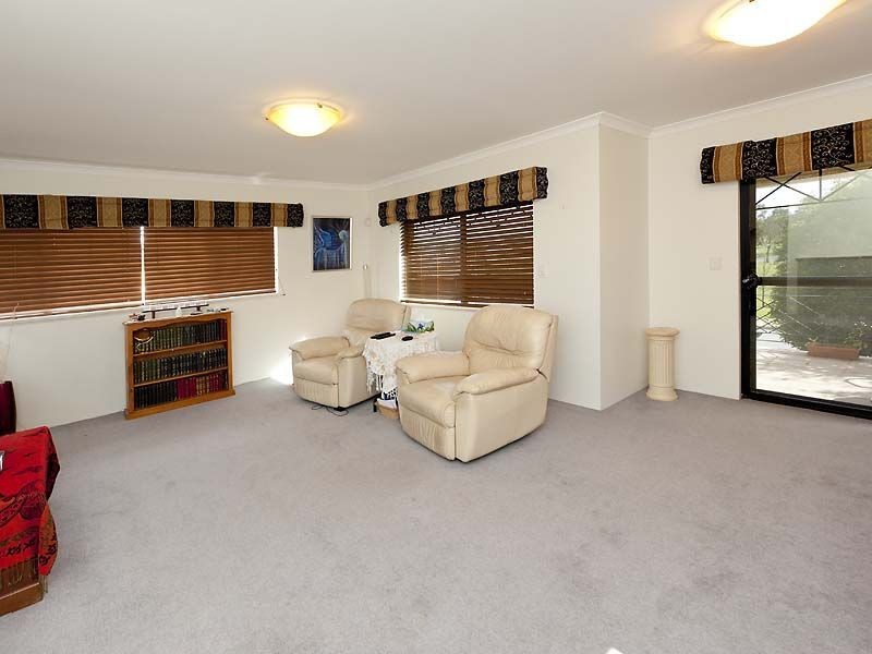 45 Welbeck Road, Canning Vale WA 6155