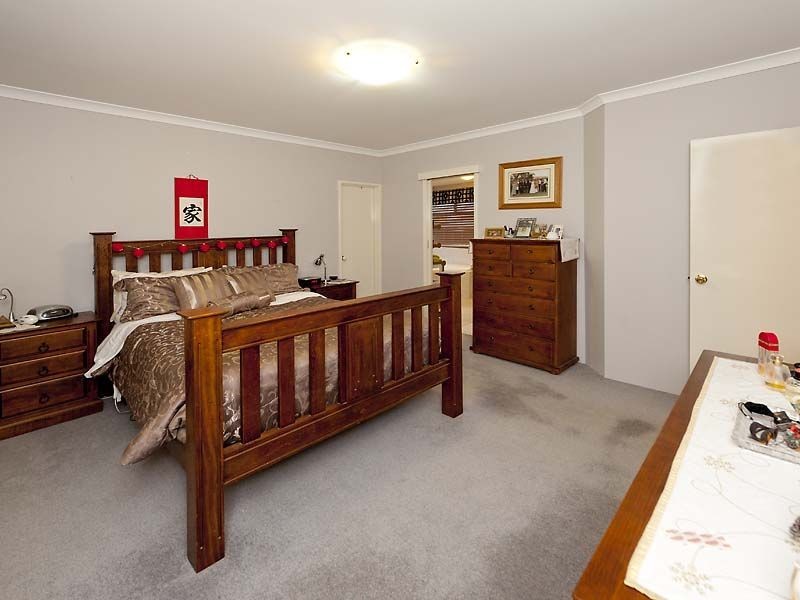 45 Welbeck Road, Canning Vale WA 6155