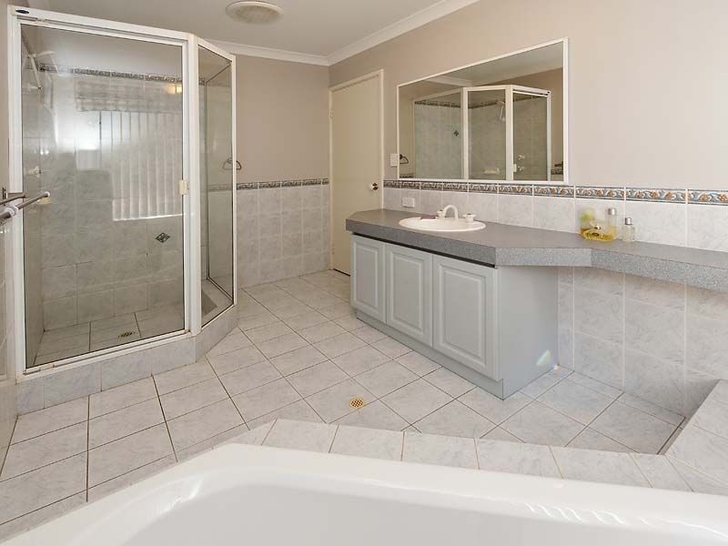 45 Welbeck Road, Canning Vale WA 6155