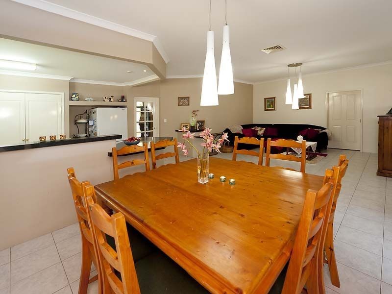 45 Welbeck Road, Canning Vale WA 6155