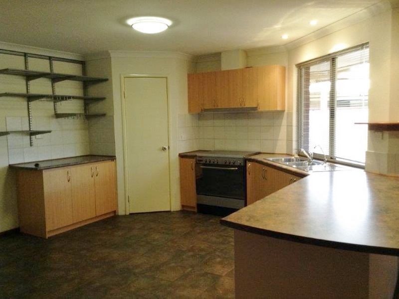 9 Aruba Court, Southern River WA 6110