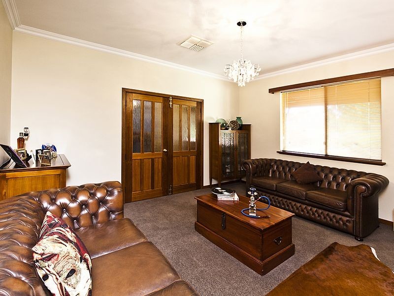 135 Linton Street North, Darling Downs WA 6122