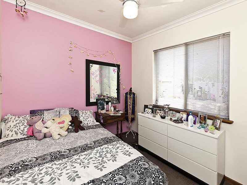 135 Linton Street North, Darling Downs WA 6122