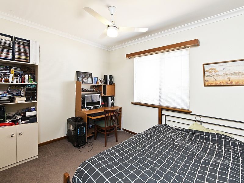 135 Linton Street North, Darling Downs WA 6122