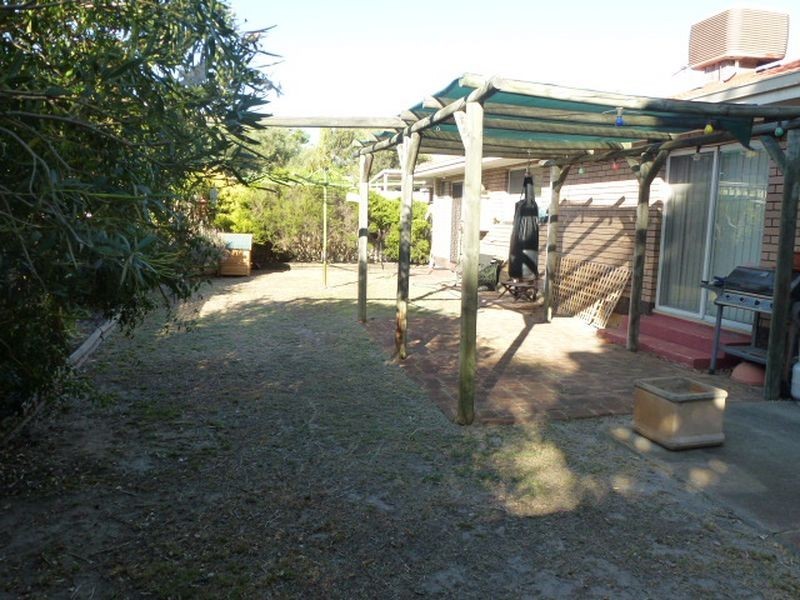 34 Iveston Road, Lynwood WA 6147