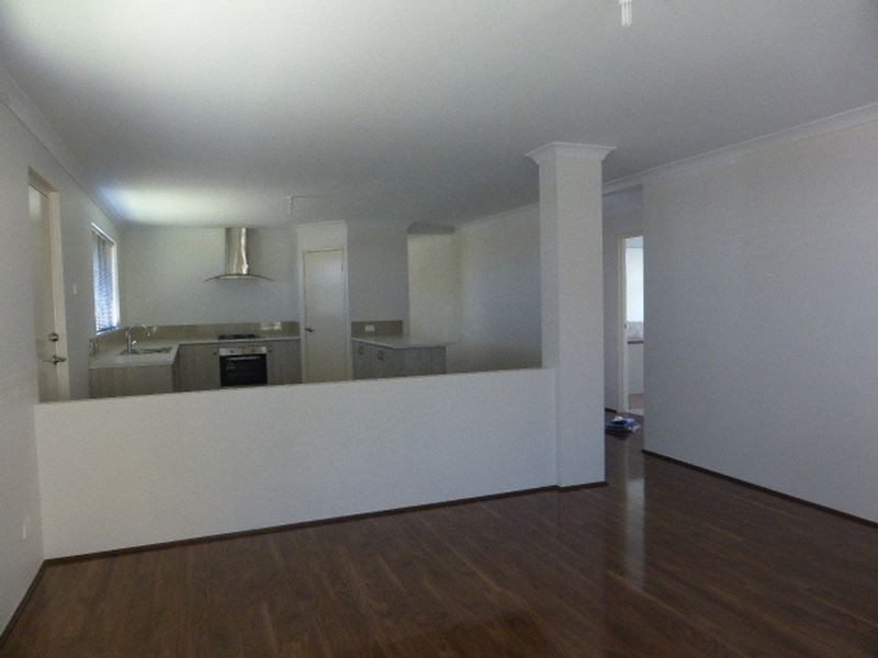 31 Orpington Drive, Southern River WA 6110