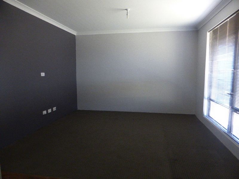 31 Orpington Drive, Southern River WA 6110