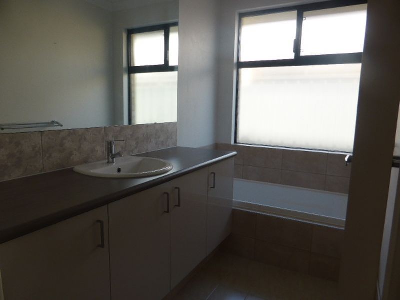 31 Orpington Drive, Southern River WA 6110