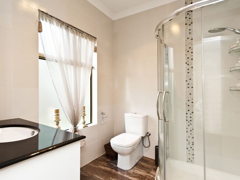 24 Jade Street, Mount Richon WA 6112