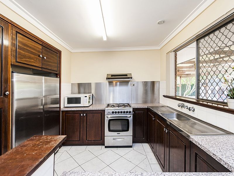 3 Hovea Place, Maddington WA 6109