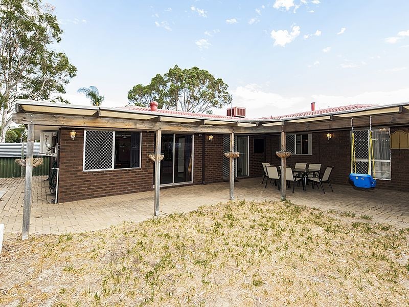 3 Hovea Place, Maddington WA 6109