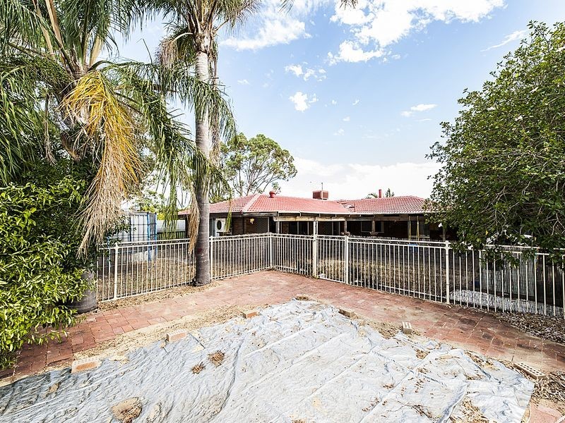 3 Hovea Place, Maddington WA 6109