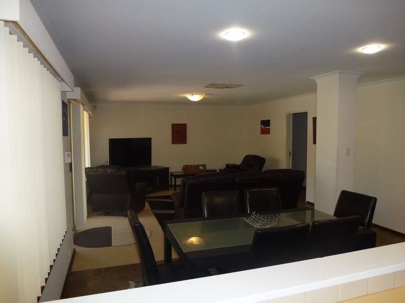 6 Pender Court, Thornlie WA 6108