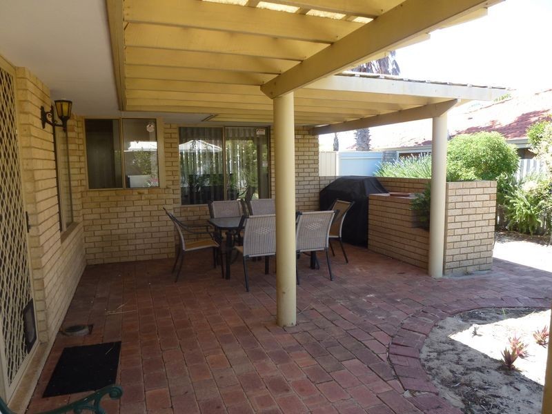 6 Pender Court, Thornlie WA 6108