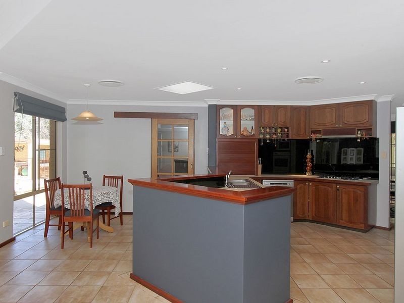 23 Livingstone Drive, Canning Vale WA 6155