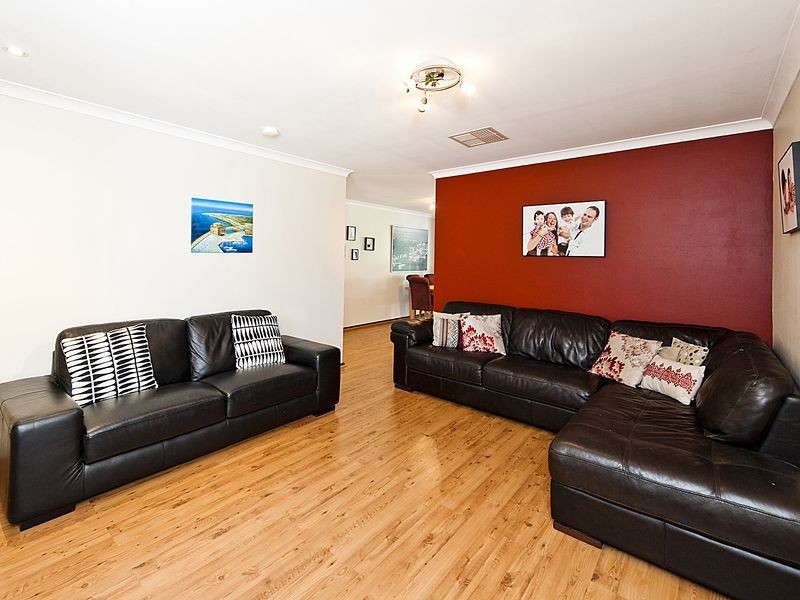 14 Rosella Place, Gosnells WA 6110